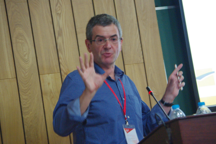 Thierry Denoeux教授做大会特邀报告 