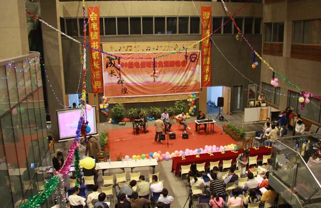 08级研究生迎新晚会图(1)